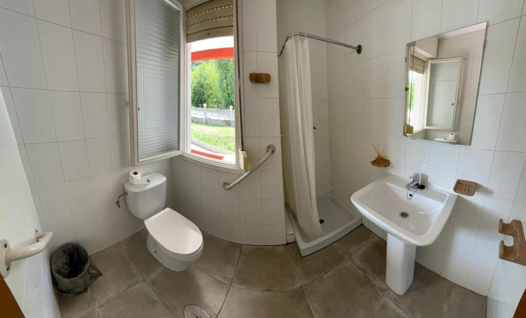 Las Palmeras Hotel Gijón Kültér fotó